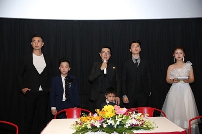 “Tình yêu đáng giá bao nhiêu” câu chuyện dung dị về tình thân gia đình