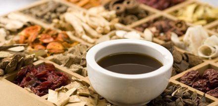 6 bài thuốc từ thảo dược quý Đương quy và Hoàng kỳ trị chứng huyết hư hiệu quả