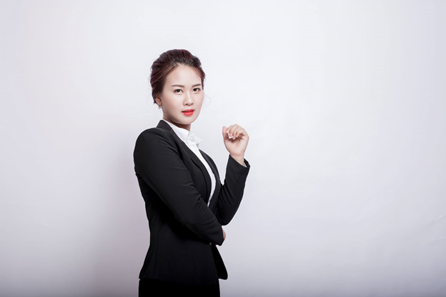 Người phụ nữ tiết lộ bí quyết kiếm hàng trăm triệu đồng/tháng nhờ kinh doanh thảo dược dân tộc Dao