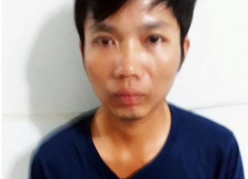 Tạm giữ nam thanh niên đâm gục bạn cùng phòng vì nói chuyện điện thoại ồn ào