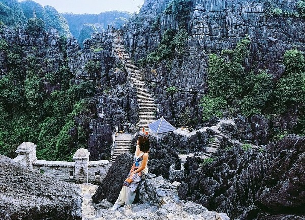 Ninh Bình đẹp ma mị giữa mùa Đông như phim cổ trang