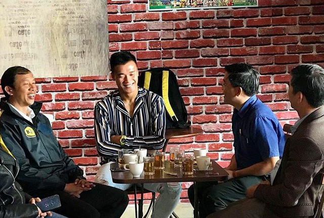 Không chỉ bừng sáng trên sân cỏ, nhiều cầu thủ tuyển Việt Nam còn kinh doanh khá “mát tay” 