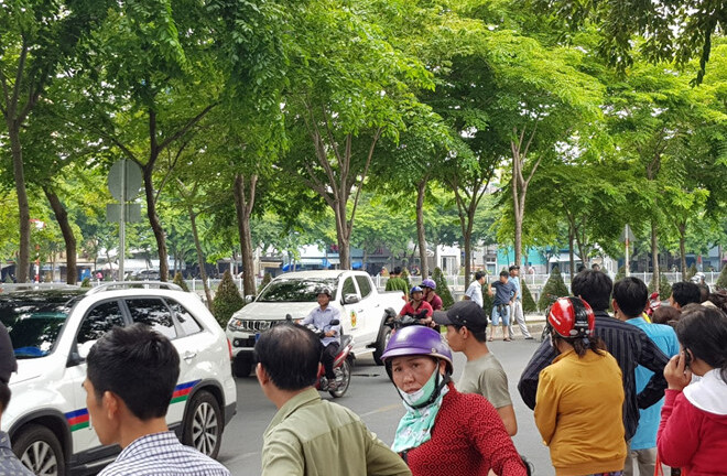 Hoàn tất kết luận điều tra vụ thầy thể dục đâm chết cô giáo ở đường Trường Sa 