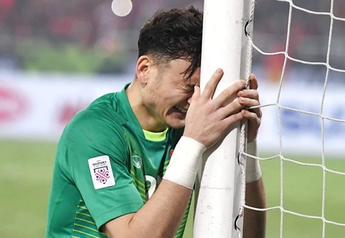 Thủ môn Đặng Văn Lâm và những khúc quanh ít biết trên hành trình gập ghềnh chinh phục đam mê