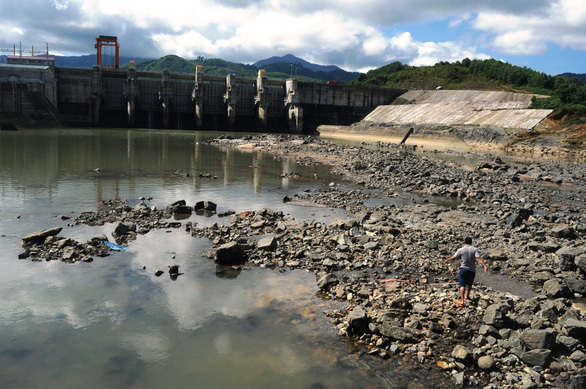 Tìm thấy thi thể nạn nhân bị cuốn trôi 5km khi thủy điện Sông Tranh xả nước