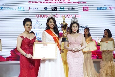 Cô giáo Ngô Thị Thành – Thanh Bella giải nhì hội thi “Teacher Beauty International 2018”