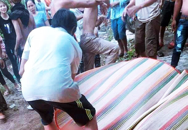 Lật thuyền khi đi dã ngoại, 3 người chết đuối