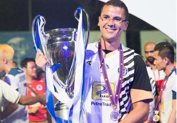 Vẻ điển trai hút hồn của trợ lý thể lực mới đội tuyển Việt Nam