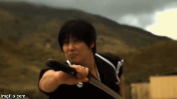 Video: Siêu Samurai có khả năng chém đứt đôi viên đạn đang bay