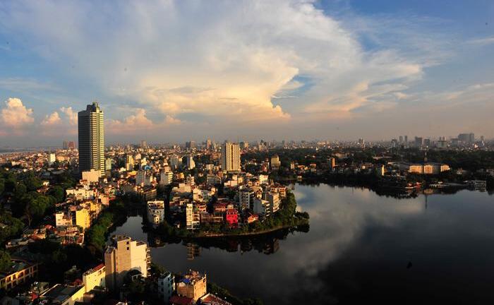 Vượng phong thủy và sinh lời cao khi mua căn hộ có vị trí gần hồ nước