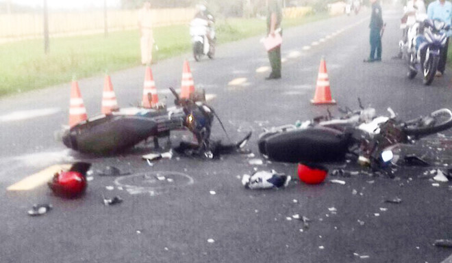 Thầy hiệu trưởng bị xe tông tử vong khi đi dự tiệc cưới