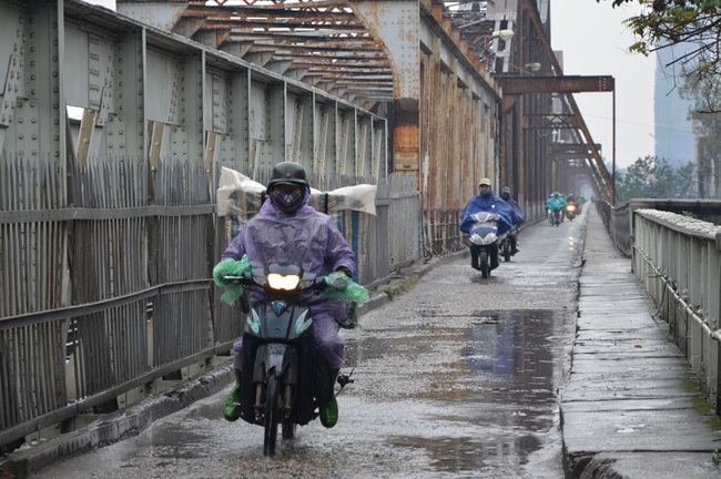 Dự báo thời tiết ngày 8/1: Hà Nội mưa rét 15 độ C