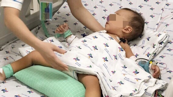 Tin tức đời sống mới nhất ngày 9/1/2019:  Con suýt chết vì uống nhầm thuốc trừ sâu trong chai trà xanh