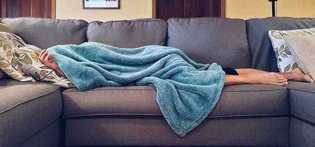 4 thói quen nguy hiểm cần loại bỏ ngay khi ngủ vào mùa đông