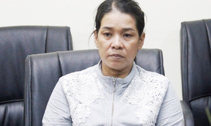 Chiếc điện thoại cháy đen và 4 vết thương bất thường tố cáo tội ác “con thuê người đốt nhầm cha”