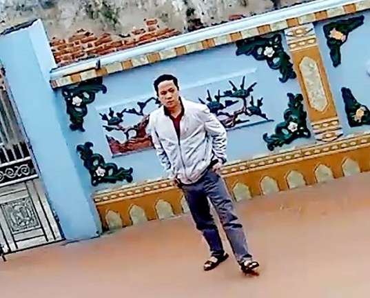 Hà Nam: Truy tìm tên trộm cậy cửa nhà dân, phá két sắt lấy tiền