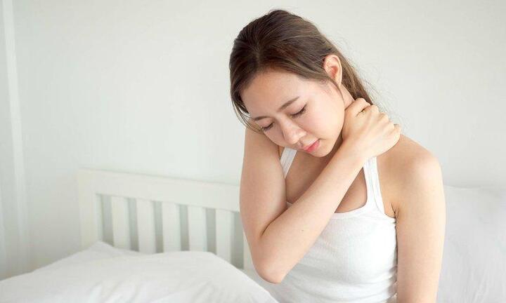 Dấu hiệu bệnh đau dây thần kinh vai gáy và phương pháp điều trị hiệu quả