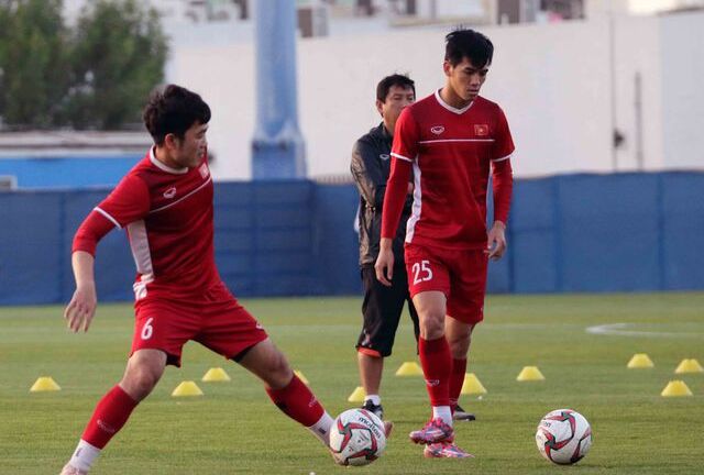 Phóng viên quốc tế nhận định bất ngờ trước