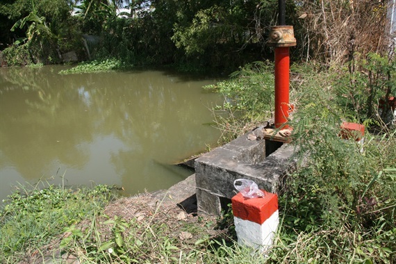 Tiền Giang: Phát hiện thi thể phân hủy nổi trên kênh nước