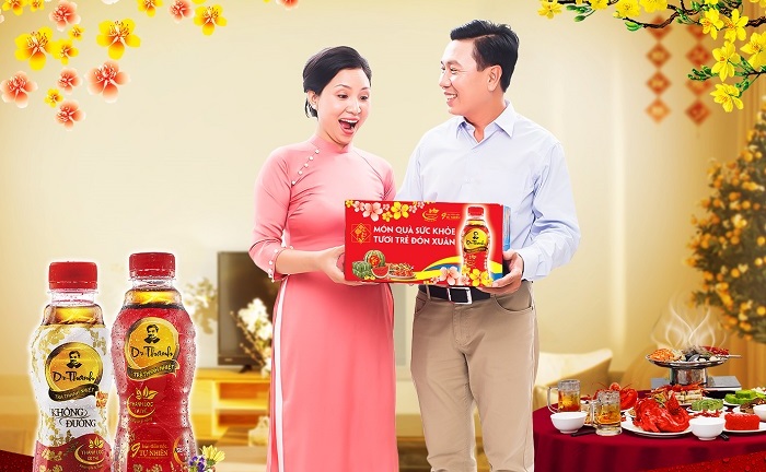 Mách nhỏ cách chọn quà Tết “hợp lòng” bố mẹ chồng tương lai