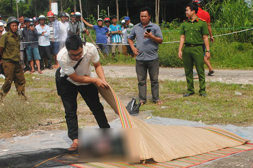 Thi thể nam giới khoảng 20 tuổi trôi dạt trên sông ở Cà Mau