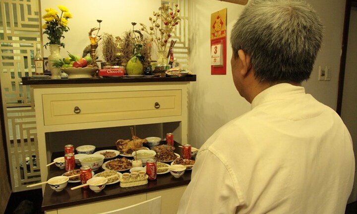 Cách sửa soạn mâm cúng hóa vàng và bài cúng chuẩn nhất cho ngày mùng 3 Tết Kỷ Hợi