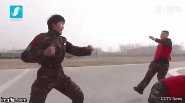 Video: Nữ biệt kích