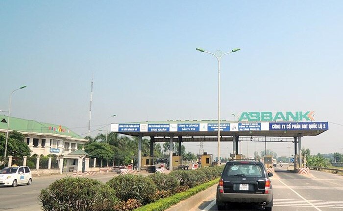 Hơn 1.000 xe ô tô của dân quanh trạm BOT Quốc lộ 2 Vĩnh Phúc được miễn giá vé