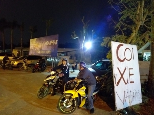 Lễ hội Khai ấn Đền Trần (Nam Định): Nhiều dịch vụ ăn theo tăng giá