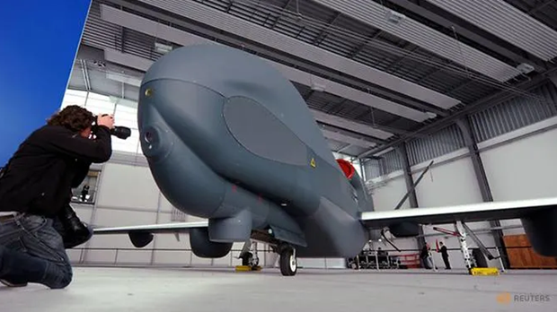 NATO, Canada đấu thầu mua nguyên mẫu “ác điểu” Euro Hawk của Đức