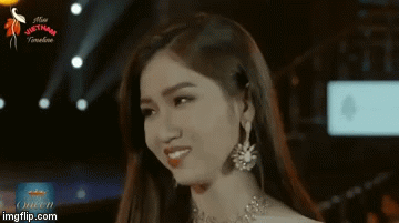 Video: Người đẹp chuyển giới Nhật Hà “ghi điểm” nhờ khả năng nói tiếng Anh cực trôi chảy 