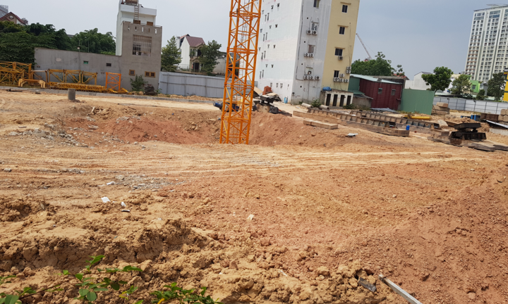 Dự án còn đang ngổn ngang đất đá, Chủ đầu tư Tecco Sài Gòn đã mở bán “rầm rộ”?