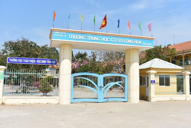 Vụ thầy giáo bị “tố” đánh nữ sinh vẹo cột sống: Thông tin bất ngờ từ phía bệnh viện