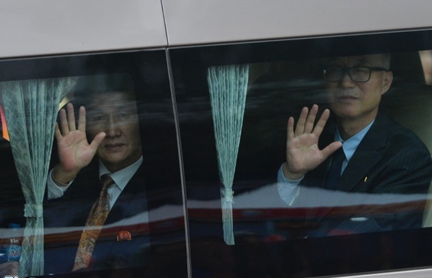 [Trực tiếp] Chủ tịch Triều Tiên về nước: Phái đoàn Triều Tiên đã đến ga Đồng Đăng