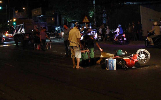 Va chạm với xe ben, một thượng úy quân đội tử vong