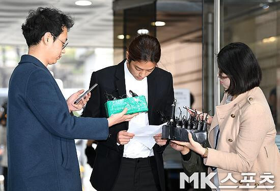 Bê bối tình dục của làng giải trí Hàn Quốc: Jung Joon Young phải vào trại giam