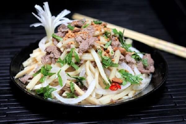 Món ngon mỗi ngày: Măng tươi xào thịt bò mềm ngon