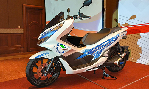 Lộ diện mẫu xe máy điện PCX Electric của Honda tại Việt Nam