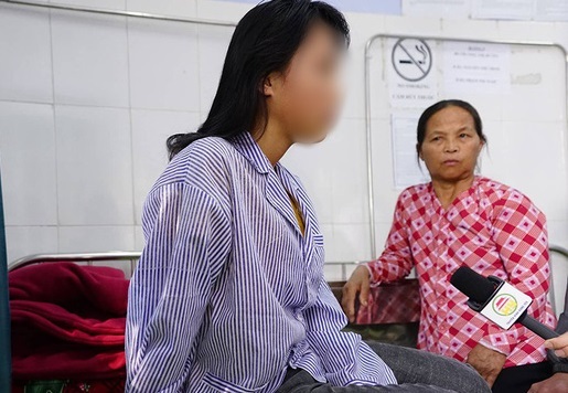 Nhóm nữ sinh lột đồ, đánh hội đồng bạn học có bị xử lý hình sự?