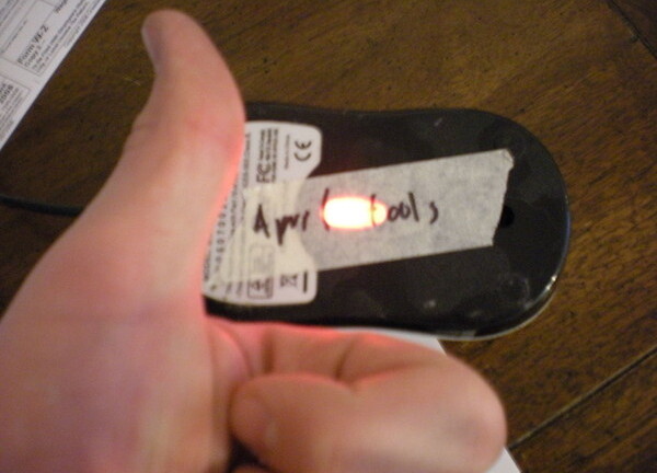 Những trò đùa ngày Cá tháng Tư khiến nạn nhân tức 