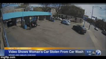 Video: Táo tợn trộm xe ô tô ngay trước mặt chủ nhân