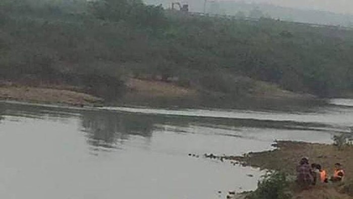 Điều tra vụ tài xế xe ôm chết bất thường trên sông Hiếu