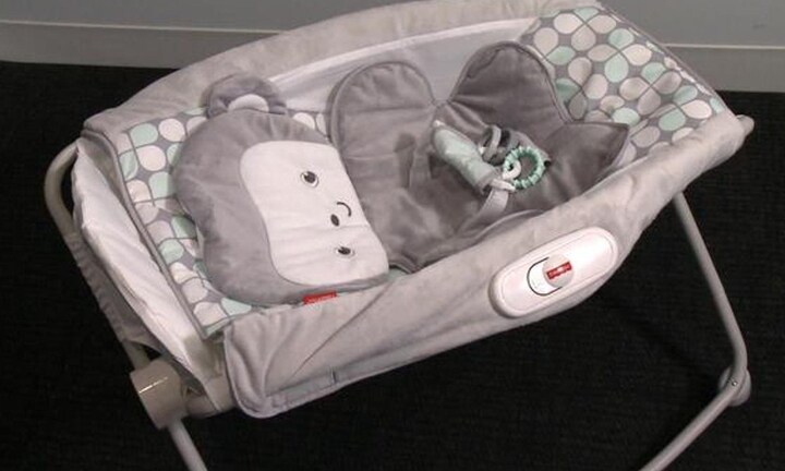 Hãng Fisher-Price của Mỹ phải thu hồi gần 5 triệu sản phẩm nôi rung cho trẻ sơ sinh