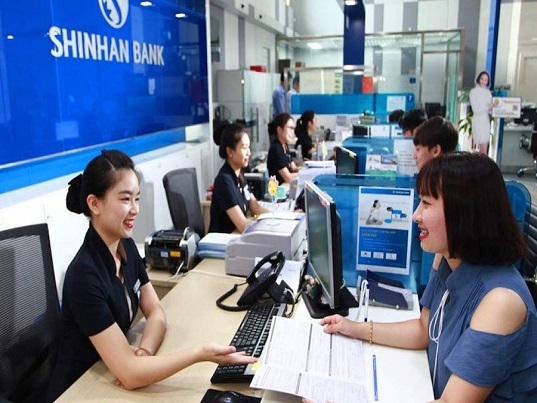 Khách hàng bị “bốc hơi” 45 triệu trên thẻ Shinhan Bank