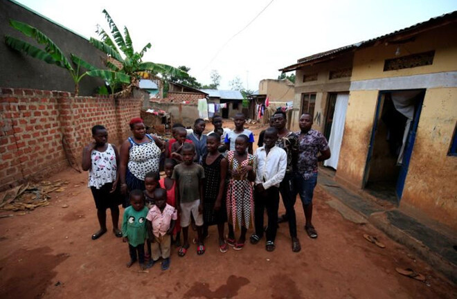 Cuộc đời đầy cay đắng của bà mẹ Uganda bị chồng bỏ sau khi đẻ 38 đứa con