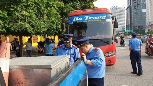 Hà Nội: Xe khách Nam Định 29 chỗ 