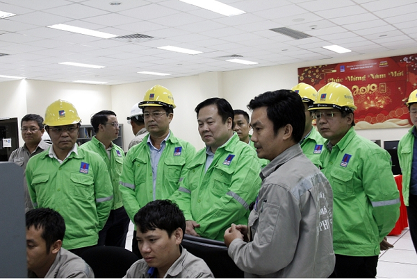 Chủ tịch UBQLVNN Nguyễn Hoàng Anh thăm và làm việc  tại Tổng Công ty Phân bón và Hóa chất Dầu khí (PVFCCo)