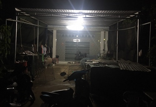 Kinh hoàng vợ xối nước sôi vào người chồng vì nghi có người khác ở Tiền Giang