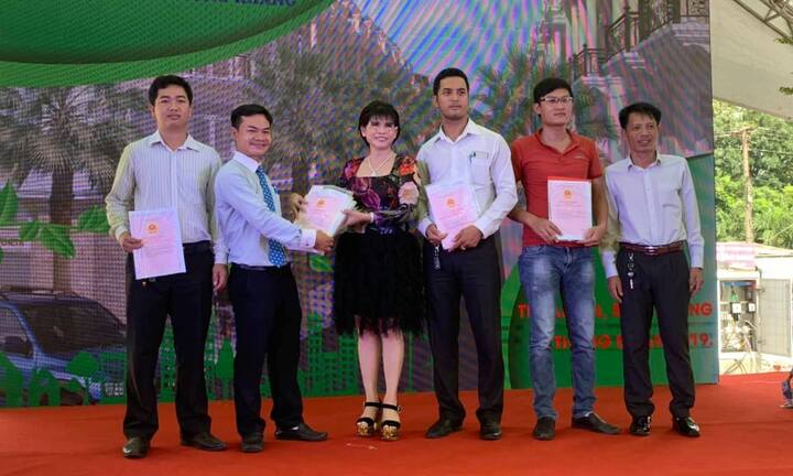 Phú Hồng Thịnh khẳng định vị thế khi giao sổ hồng sớm 'dự án kép' tại Bình Dương