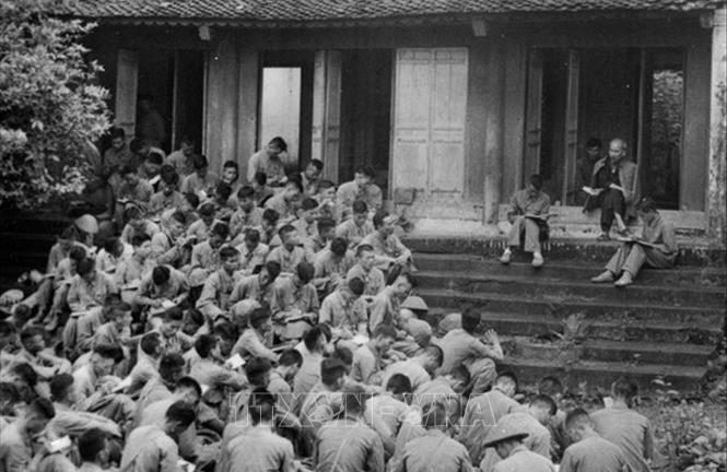 50 năm thực hiện Di chúc Bác Hồ: Nghĩ về 5 Lời thề